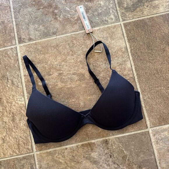 Skims Fits Everybody Plunge Bra Onyx Size 32C - Picture 5 of 9